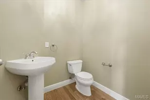 1025 Hawkins Bend Dr, Fenton, MO 63026 - Photo 19