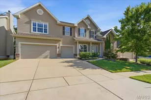 1025 Hawkins Bend Dr, Fenton, MO 63026 - Photo 1