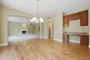 1025 Hawkins Bend Dr, Fenton, MO 63026 - Photo 17
