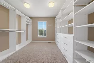 1025 Hawkins Bend Dr, Fenton, MO 63026 - Photo 37