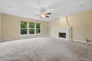 1025 Hawkins Bend Dr, Fenton, MO 63026 - Photo 7