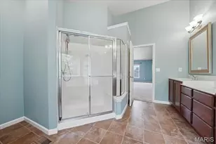 1025 Hawkins Bend Dr, Fenton, MO 63026 - Photo 29