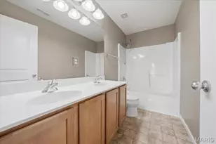1025 Hawkins Bend Dr, Fenton, MO 63026 - Photo 31