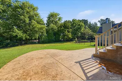 1025 Hawkins Bend Drive, Fenton, MO 63026 - Photo 33