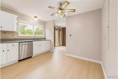 12732 Glenage Drive, Maryland Heights, MO 63043 - Photo 11