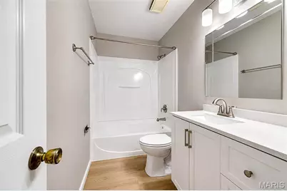 12732 Glenage Drive, Maryland Heights, MO 63043 - Photo 23