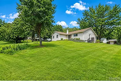 12732 Glenage Drive, Maryland Heights, MO 63043 - Photo 37