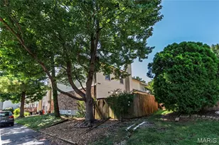 2533 Grayford Walk, Saint Louis, MO 63129 - Photo 3