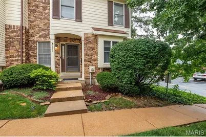 2533 Grayford Walk, Saint Louis, MO 63129 - Photo 1
