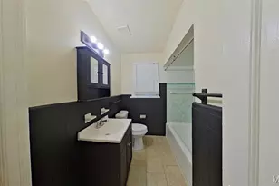 400 S Clark Ave, Ferguson, MO 63135 - Photo 7
