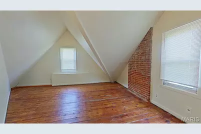 400 S Clark Avenue, Ferguson, MO 63135 - Photo 11