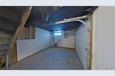 400 S Clark Avenue, Ferguson, MO 63135 - Photo 15