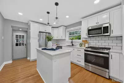 5690 Pernod Avenue, Saint Louis, MO 63139 - Photo 15