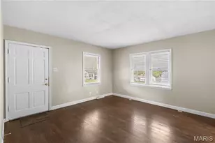 7724 Horatio Dr, Saint Louis, MO 63121 - Photo 3