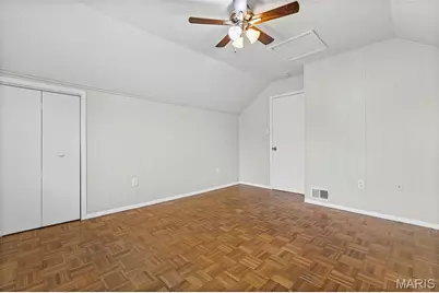 4552 Ray Avenue, Saint Louis, MO 63116 - Photo 37