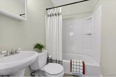 7501 Suffolk Avenue, Shrewsbury, MO 63119 - Photo 29
