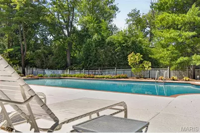1081 Cabin Club Drive, Ladue, MO 63124 - Photo 9