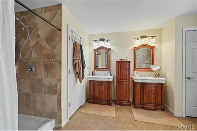 15811 Jedberg Lane, Ballwin, MO 63021 - Photo 29