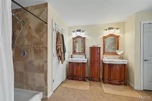 15811 Jedberg Ln, Ballwin, MO 63021 - Photo 29