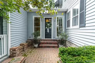 9242 Clayton Rd, Ladue, MO 63124 - Photo 3