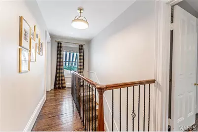 9242 Clayton Road, Ladue, MO 63124 - Photo 23