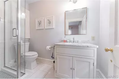 9242 Clayton Road, Ladue, MO 63124 - Photo 37