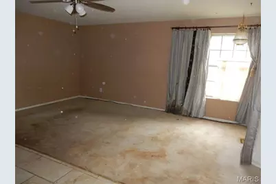 2321 Bennington Place, Maryland Heights, MO 63043 - Photo 3
