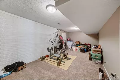 800 Rosewood Drive, Lebanon, MO 65536 - Photo 39