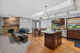 4482 Dantonaire Pl, Saint Louis, MO 63128 - Photo 15