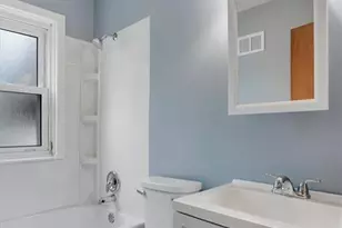 9107 Harold Dr, Berkeley, MO 63134 - Photo 11
