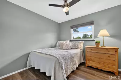 402 Saint Joseph Avenue, Saint Charles, MO 63366 - Photo 19