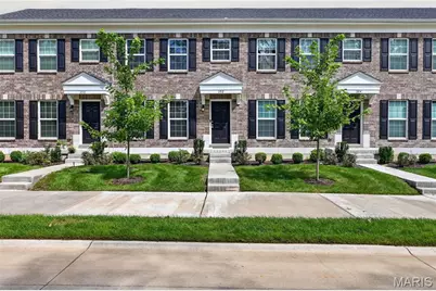352 Fall Harvest Parkway, Wentzville, MO 63385 - Photo 1