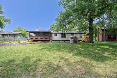 2812 Queen Bee Lane, Oakville, MO 63129 - Photo 57