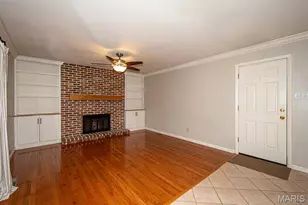 2812 Queen Bee Ln, Oakville, MO 63129 - Photo 15