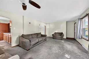 273 S Barat Ave, Ferguson, MO 63135 - Photo 5