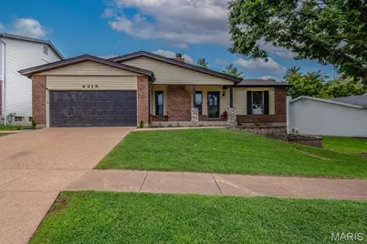4315 Meadowgreen Estates Drive, Saint Louis, MO 63129 - Photo 1