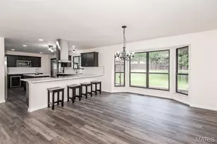 4315 Meadowgreen Estates Dr, Saint Louis, MO 63129 - Photo 9