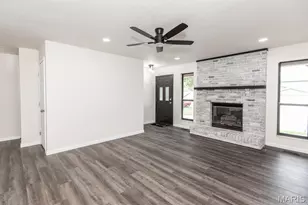 4315 Meadowgreen Estates Dr, Saint Louis, MO 63129 - Photo 17
