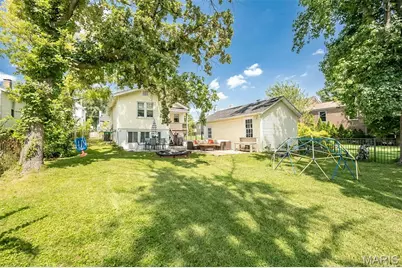 8834 Pine Avenue, Brentwood, MO 63144 - Photo 27