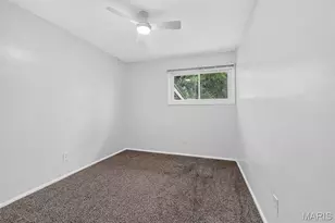 8401 St Olaf Dr, Berkeley, MO 63134 - Photo 19