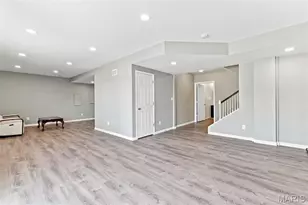 103 Berry Manor Cir, Saint Peters, MO 63376 - Photo 33