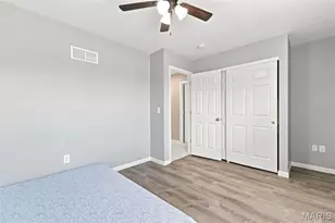 103 Berry Manor Cir, Saint Peters, MO 63376 - Photo 23