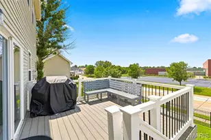 103 Berry Manor Cir, Saint Peters, MO 63376 - Photo 35