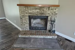 325 Westbrook Dr, O'Fallon, MO 63366 - Photo 5