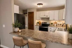 325 Westbrook Dr, O'Fallon, MO 63366 - Photo 9