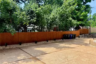 8722 Delmar Blvd, University City, MO 63124 - Photo 23
