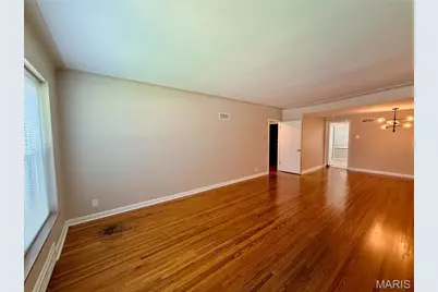 8722 Delmar Boulevard #1E, University City, MO 63124 - Photo 5