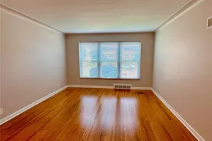 8722 Delmar Blvd, University City, MO 63124 - Photo 3