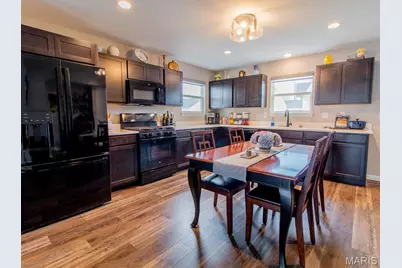 9414 Woolworth Drive, Crestwood, MO 63126 - Photo 5