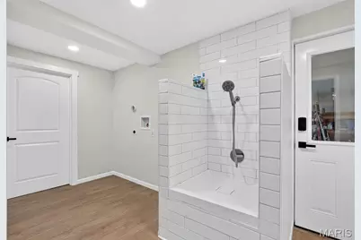 1757 Topping Road, Town and Country, MO 63131 - Photo 75